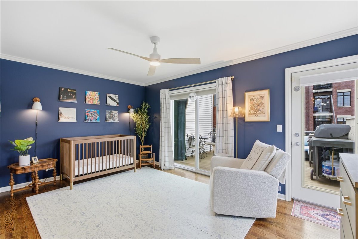 2943 N Lincoln Avenue Unit: 208