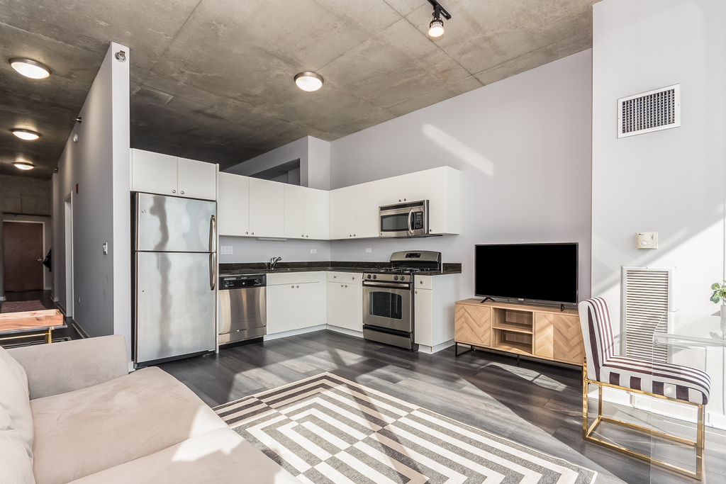 235 W Van Buren Street Unit: 2309