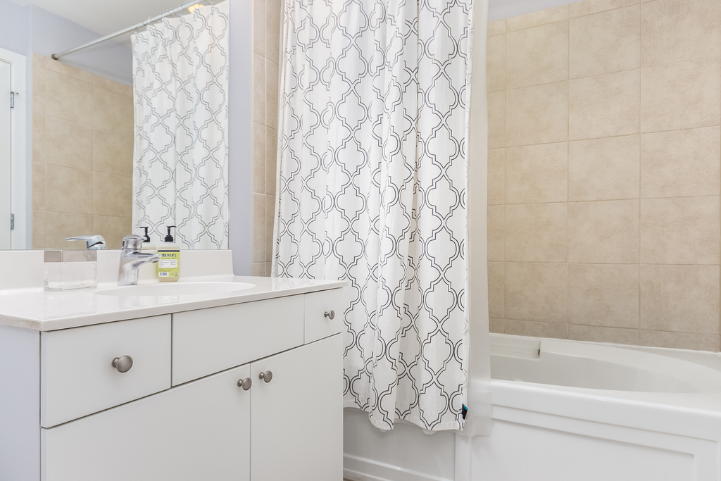 235 W Van Buren Street Unit: 2309