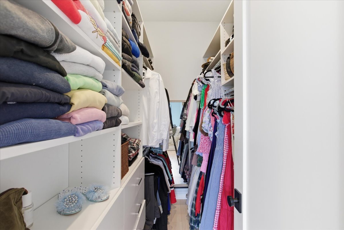 1244 N Greenview Avenue Unit: 2