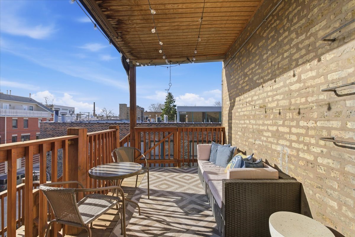 5011 N Wolcott Avenue Unit: 3S