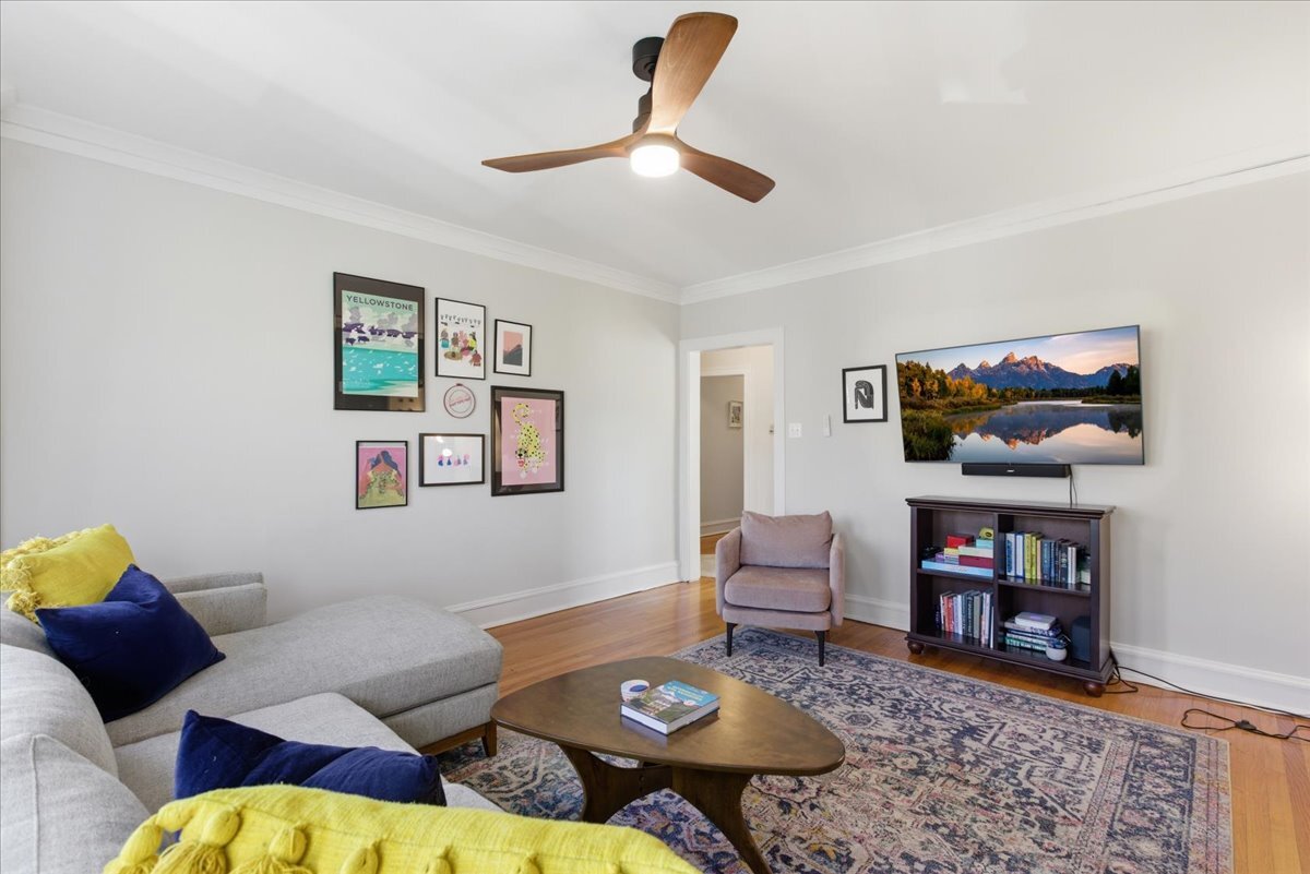 5011 N Wolcott Avenue Unit: 3S