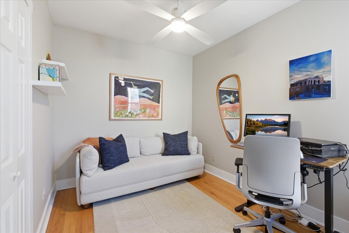 5011 N Wolcott Avenue Unit: 3S