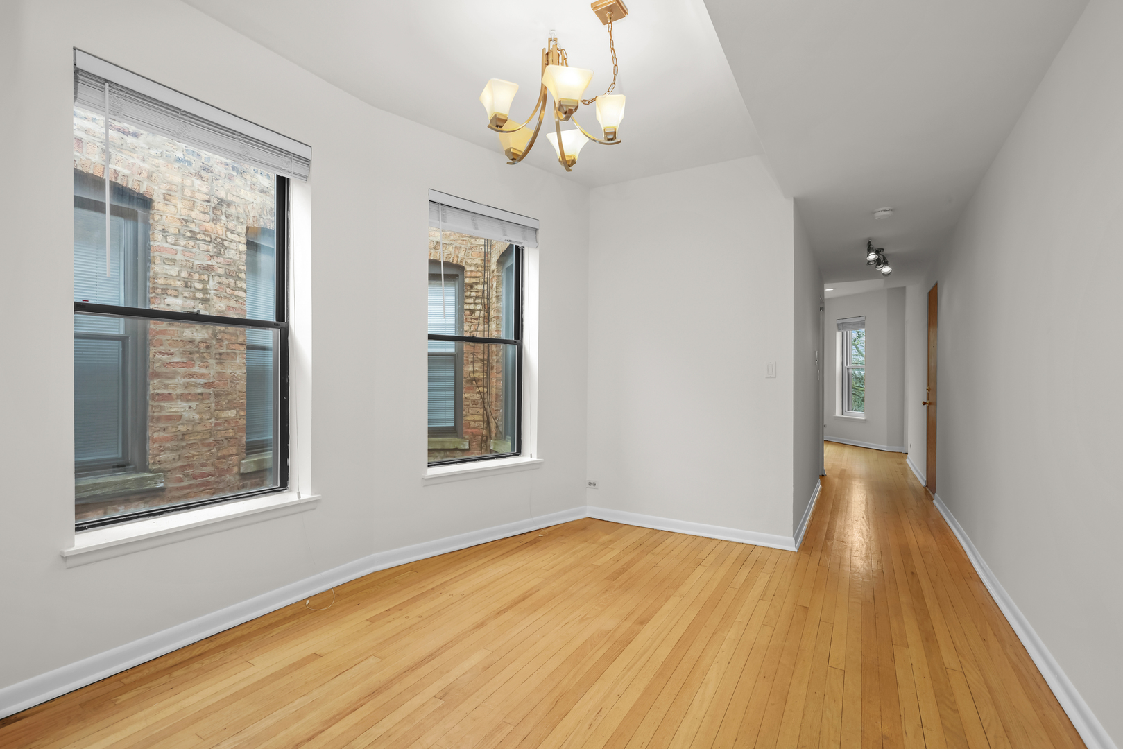 908 W Grace Street Unit: 3