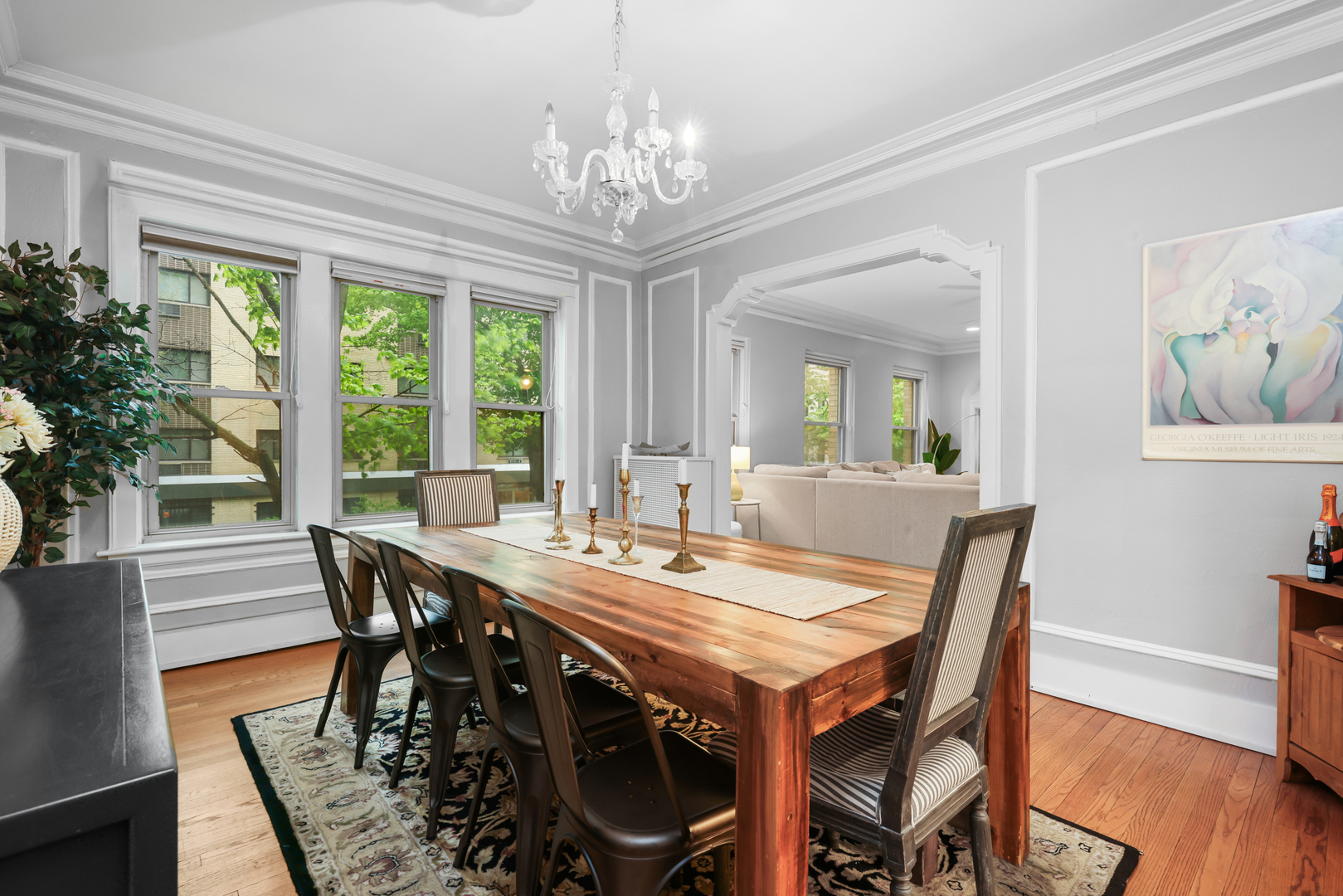 2730 N Pine Grove Avenue Unit: 1N