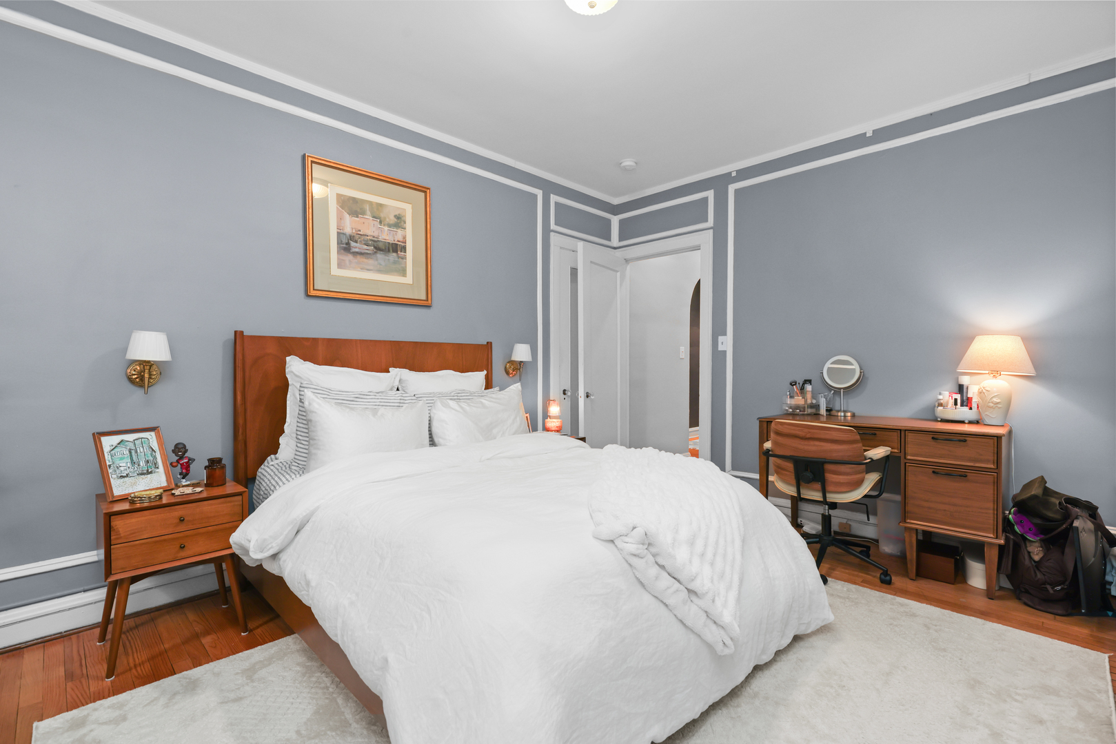2730 N Pine Grove Avenue Unit: 1N