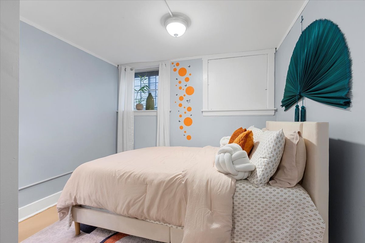5012 N Winchester Avenue Unit: G