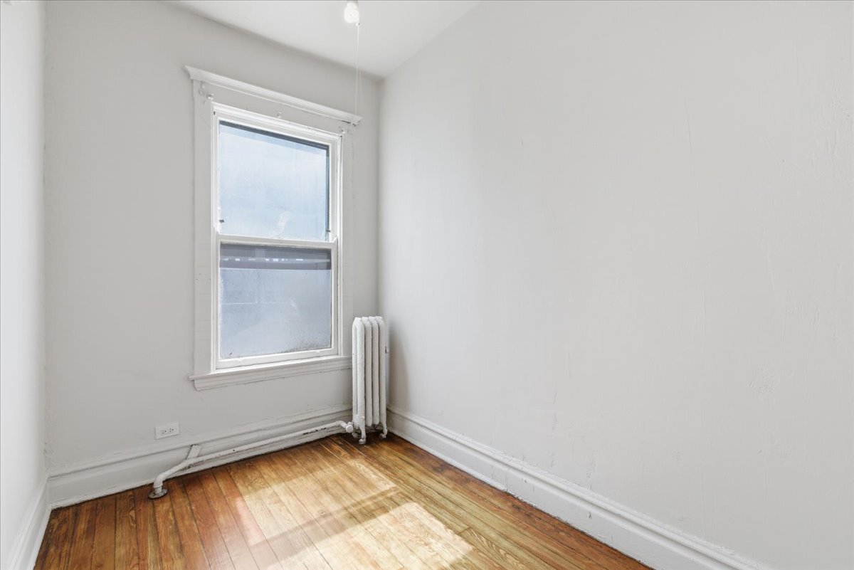 2839 N Clark Street Unit: 3S
