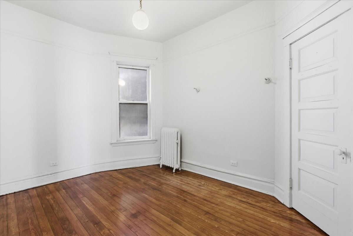 2839 N Clark Street Unit: 3S