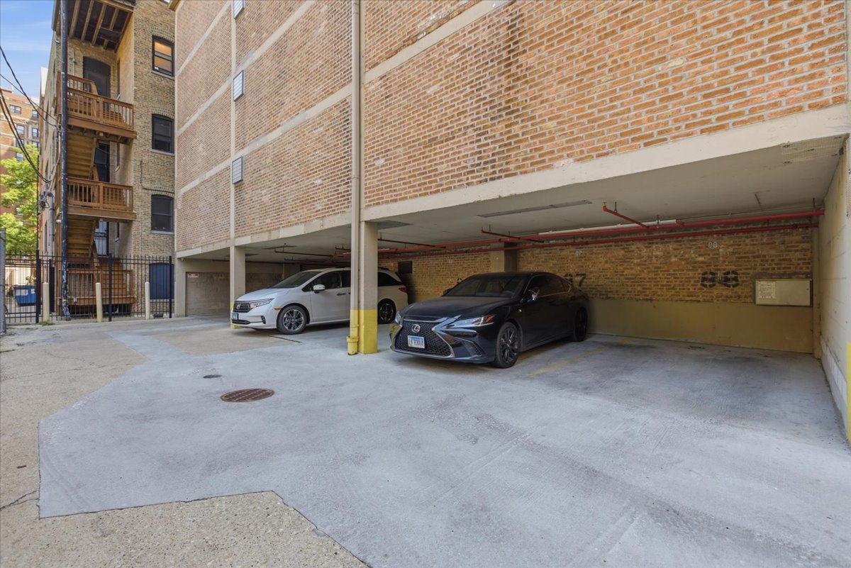 3110 N Sheridan Road Unit: 708