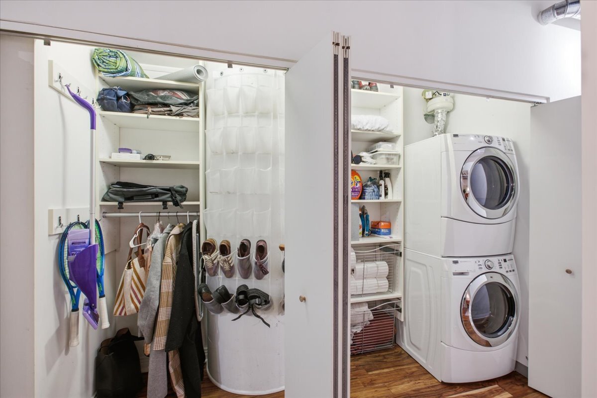 565 W Quincy Street Unit: 712