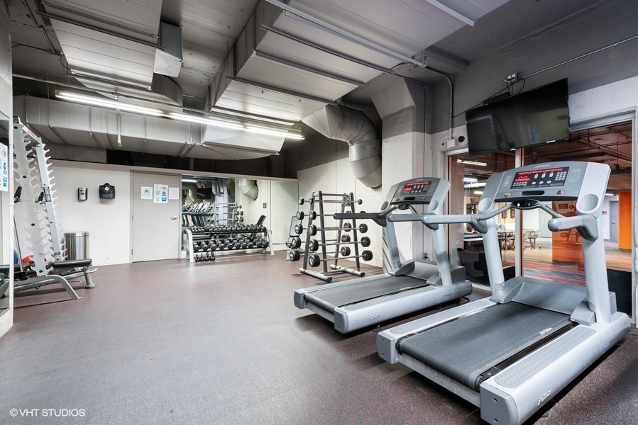 565 W Quincy Street Unit: 712