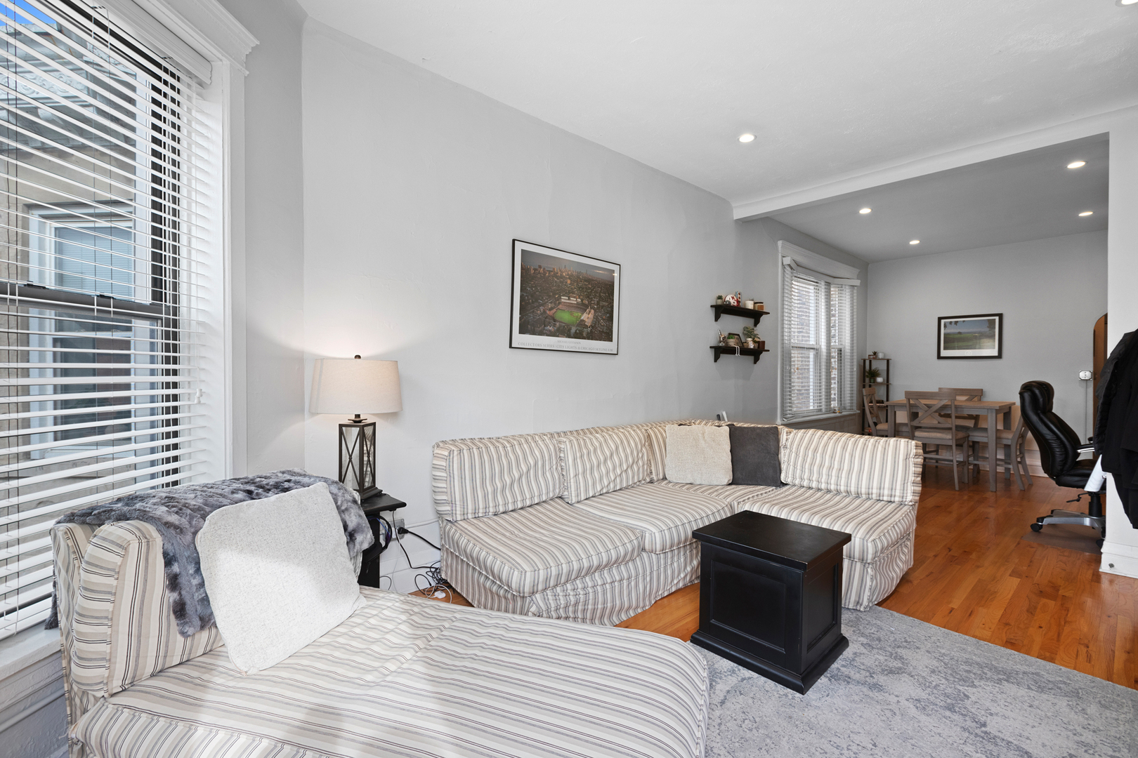 846 W Sheridan Road Unit: 3F