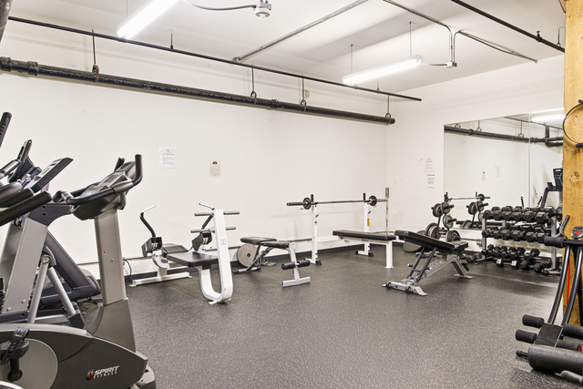3500 S SANGAMON Street Unit: 314