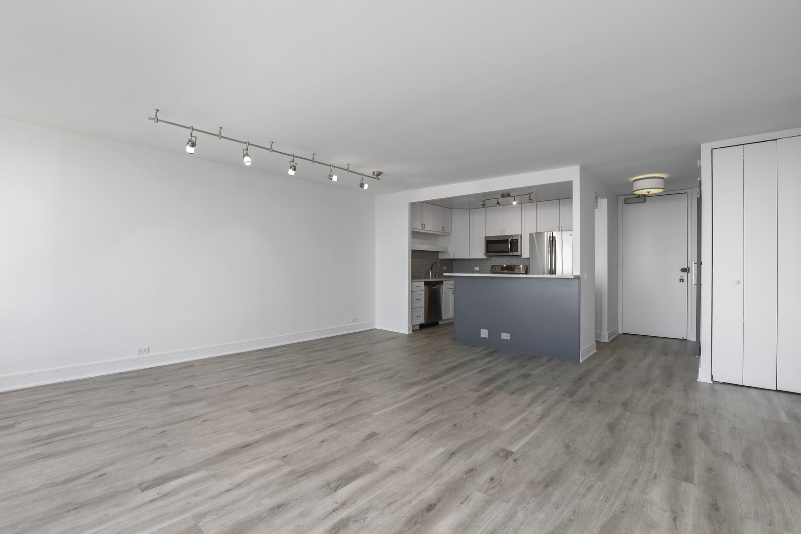 5445 N Sheridan Road Unit: 1408