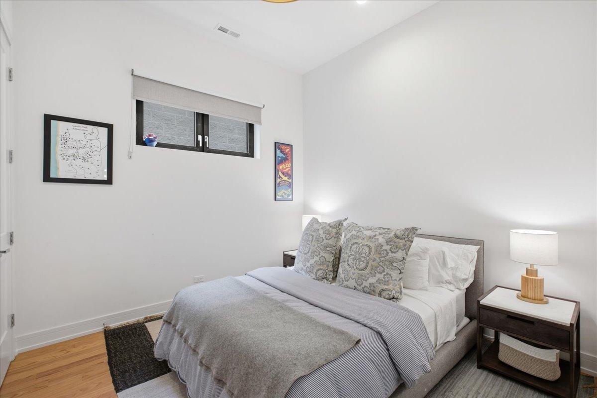 1107 N Paulina Street Unit: 3