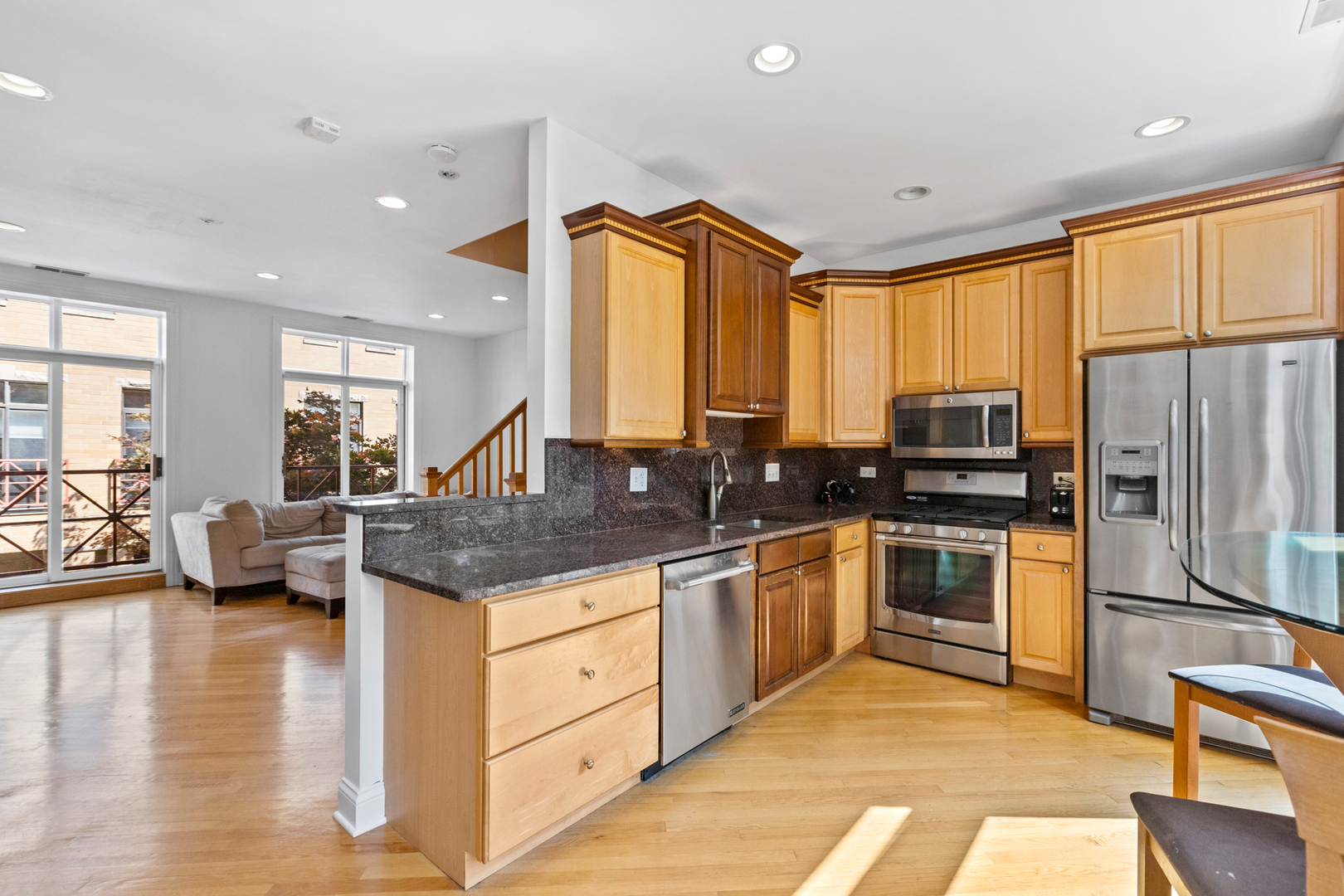 1350 W Byron Street Unit: 3