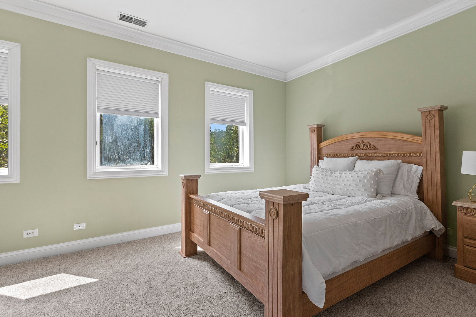 1350 W Byron Street Unit: 3