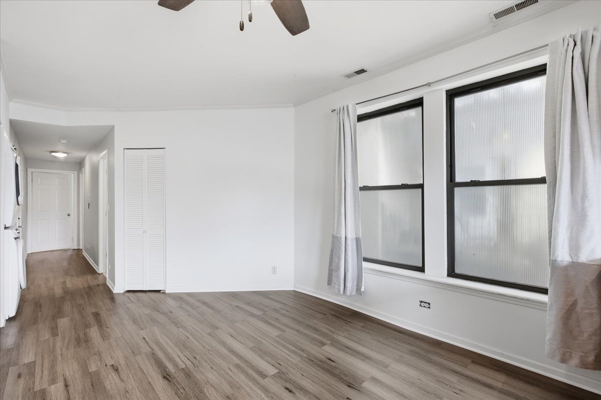 1627 W Columbia Avenue Unit: 1E