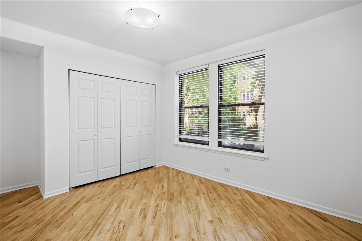 1627 W Columbia Avenue Unit: 1E