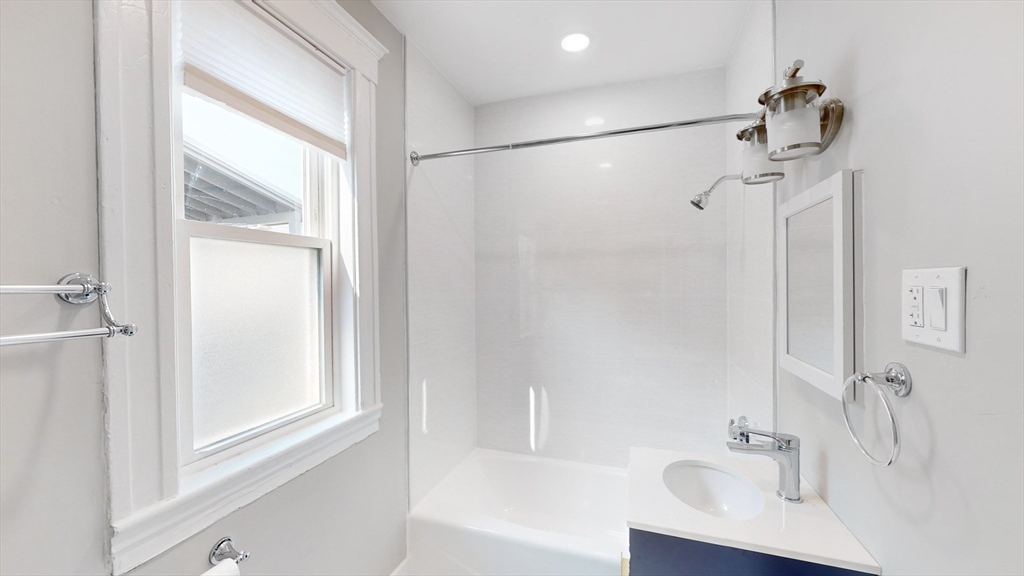 21 Magnus Ave # 2