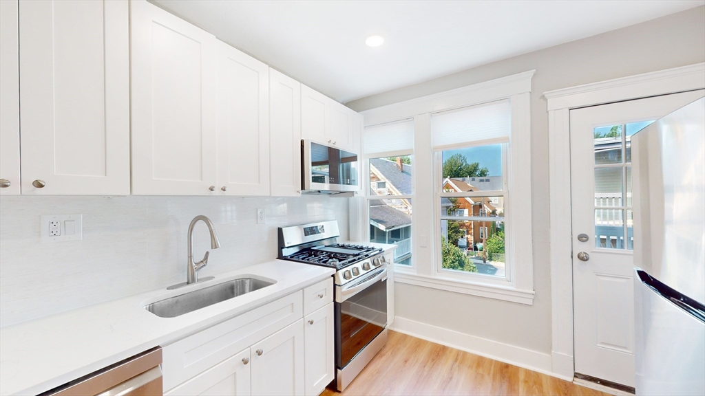 21 Magnus Ave # 1