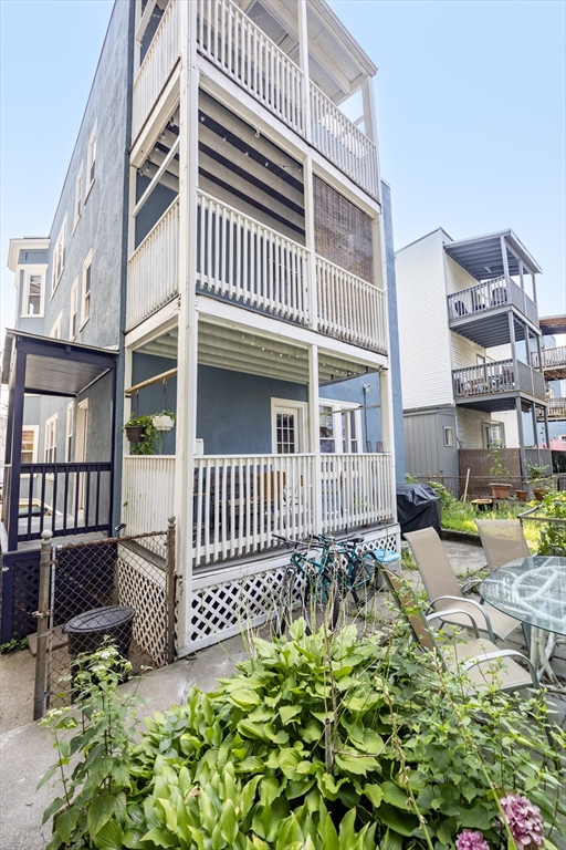 21 Magnus Ave # 1