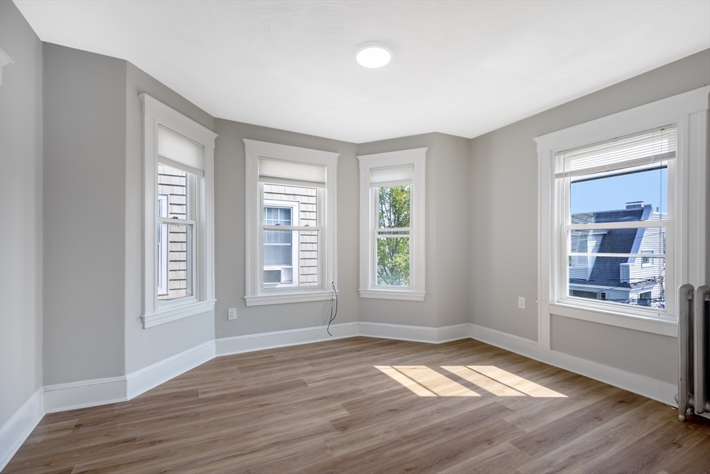 21 Magnus Ave # 1