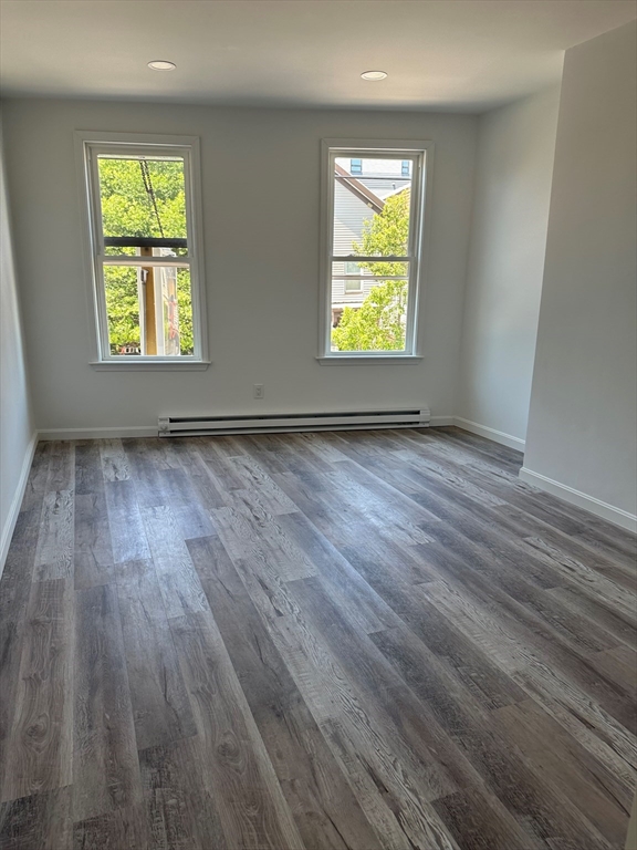 8 Boston St Unit: 3