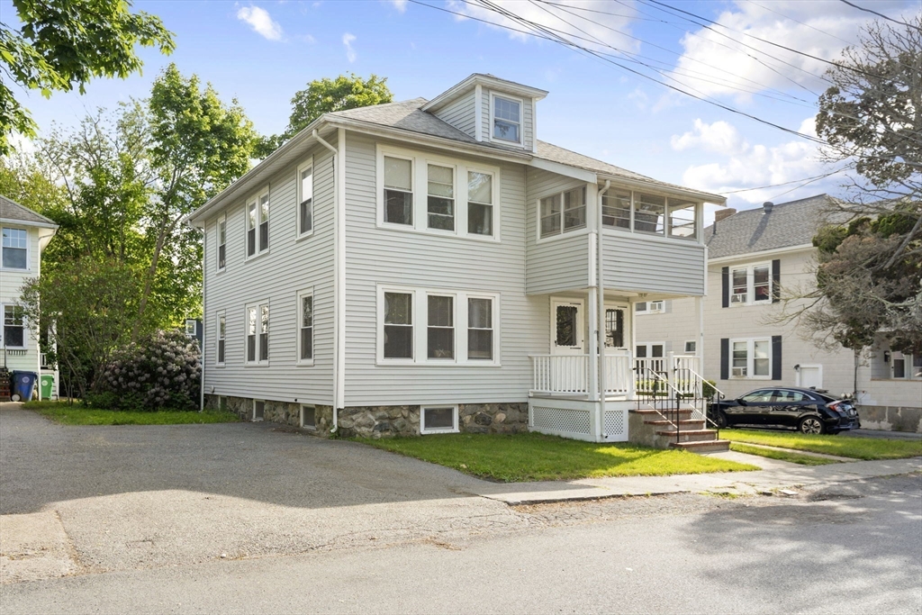 31-33 Underwood Ave