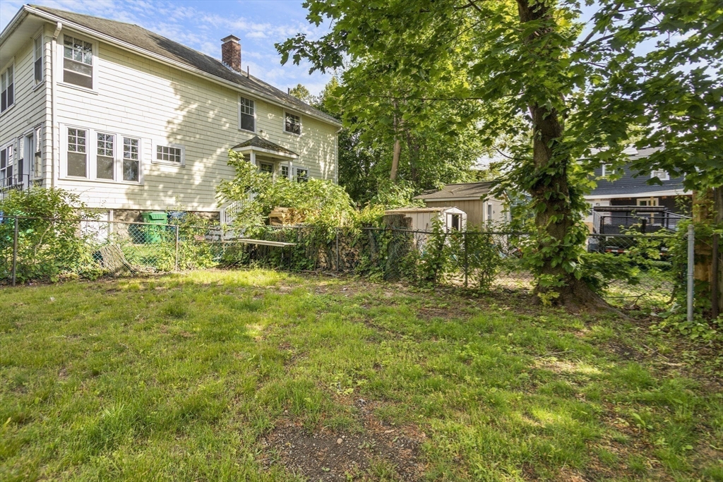 31-33 Underwood Ave