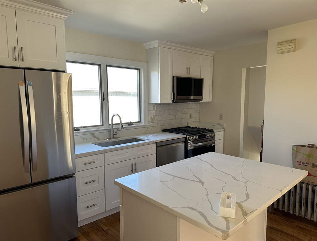 31-33 Underwood Ave