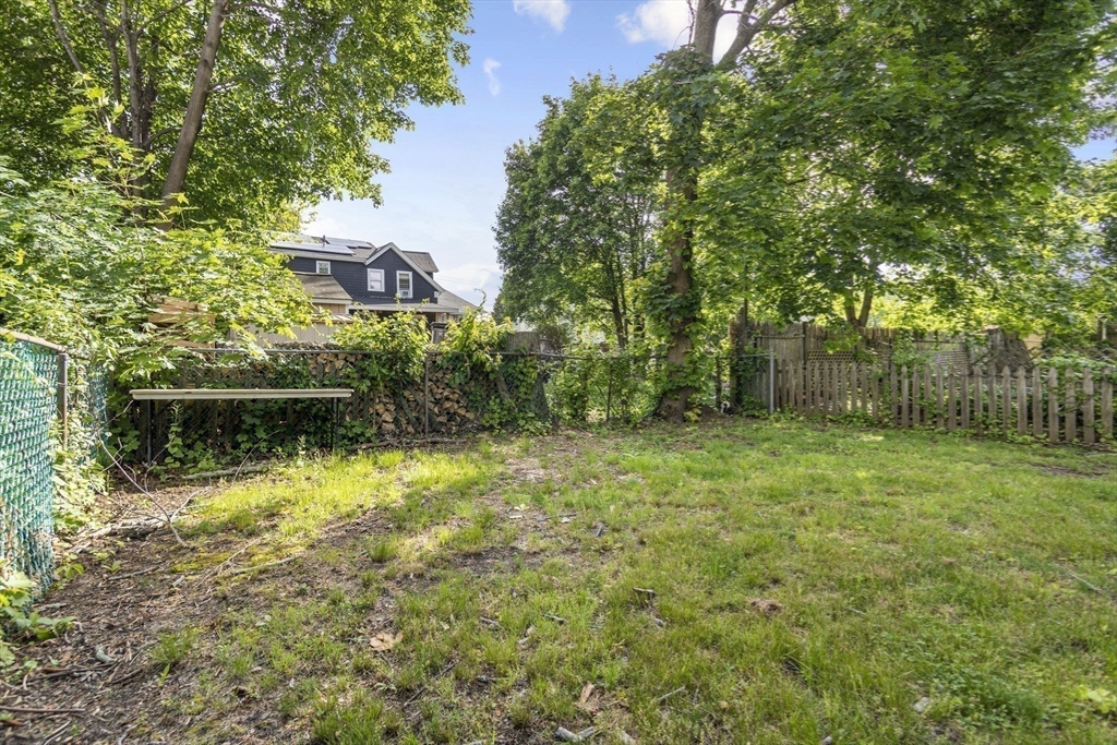 31-33 Underwood Ave