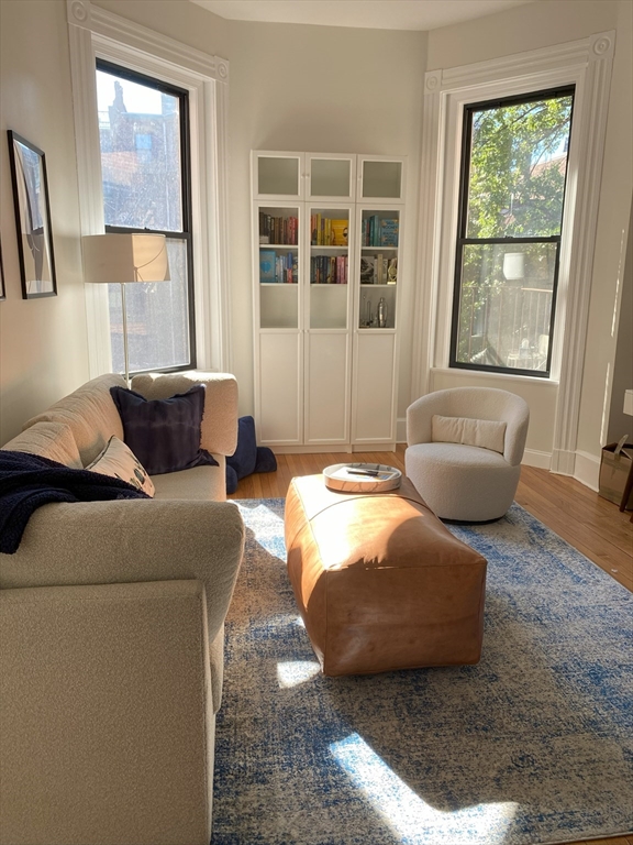 298 Commonwealth Ave # 202