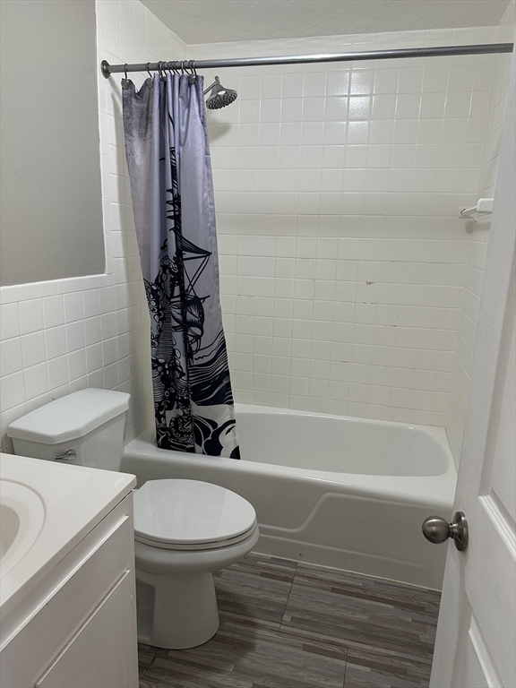 14 Edgerly Pl # 3