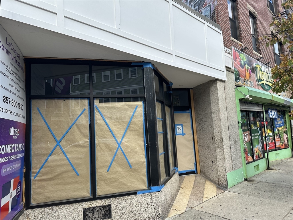 371 A Centre St, Boston