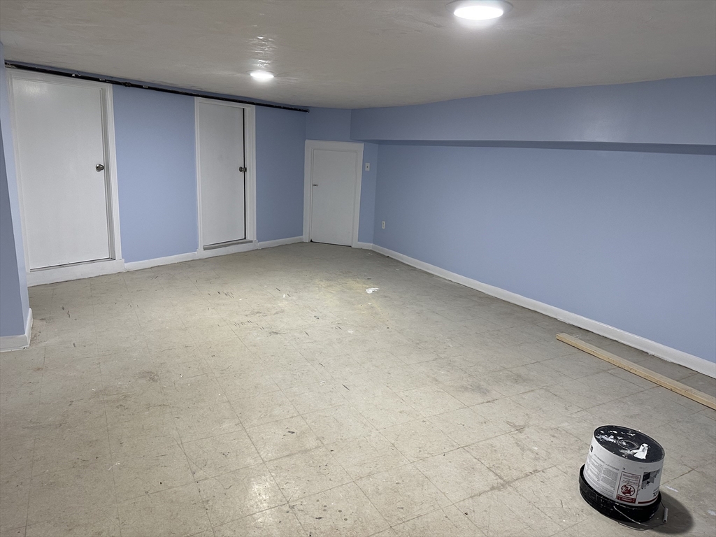 371 A Centre St, Boston