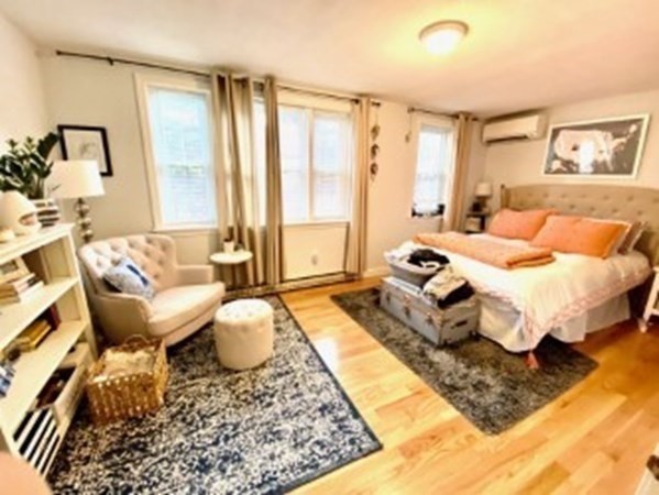 14 Edgerly Place # 1