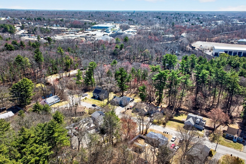105 Connolly Rd