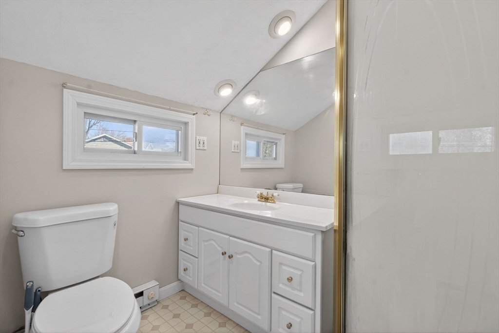 105 Connolly Rd