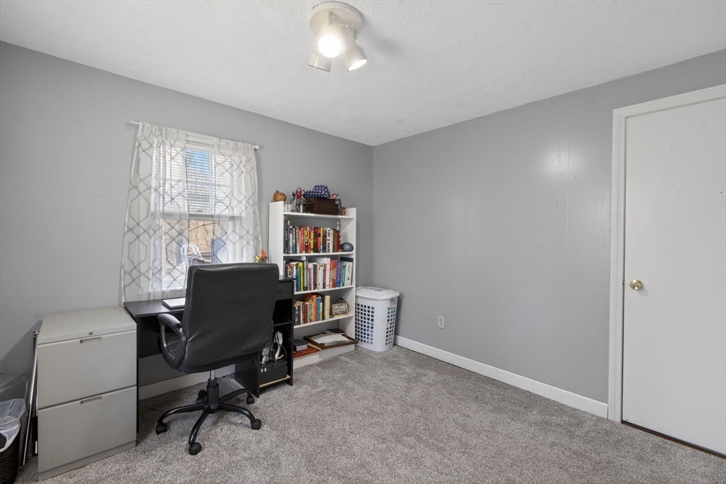 105 Connolly Rd