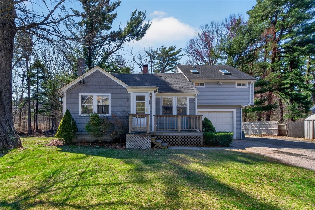 105 Connolly Rd