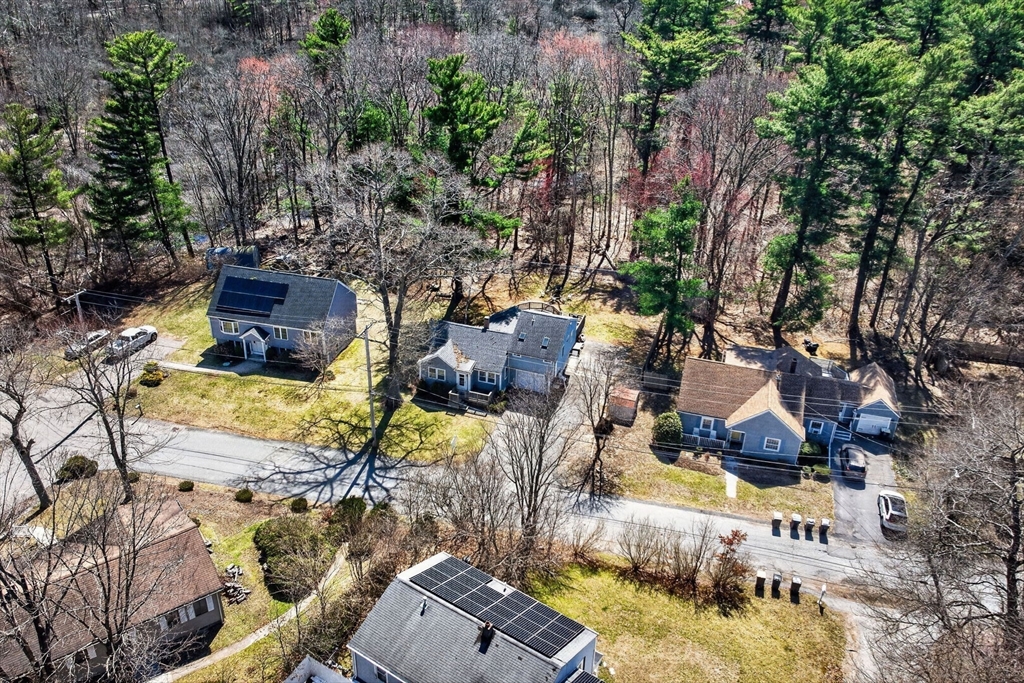 105 Connolly Rd