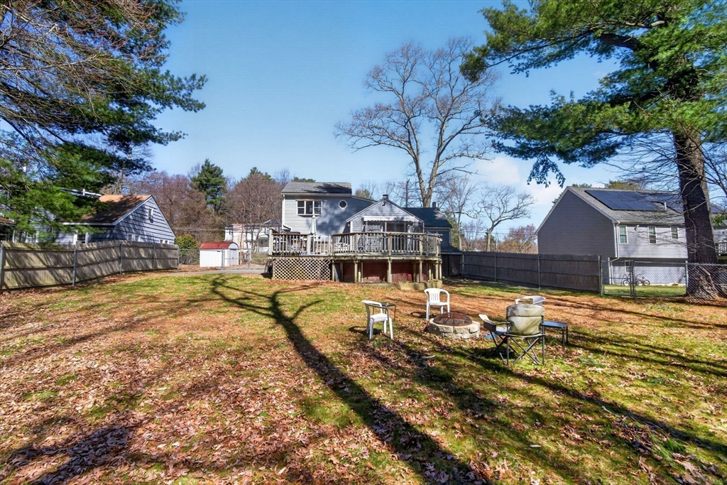 105 Connolly Rd