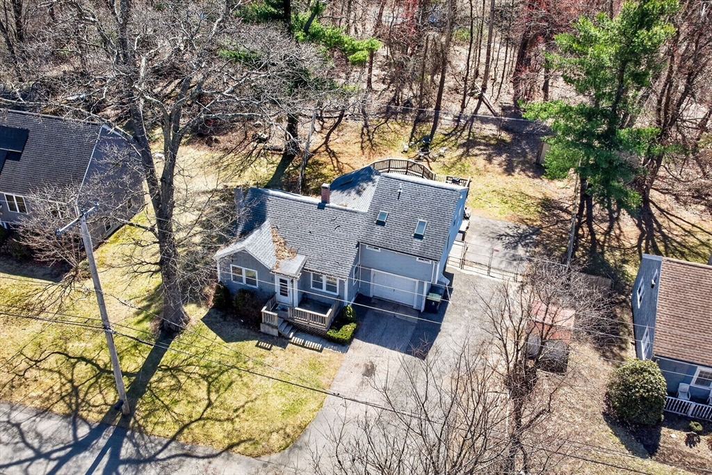 105 Connolly Rd