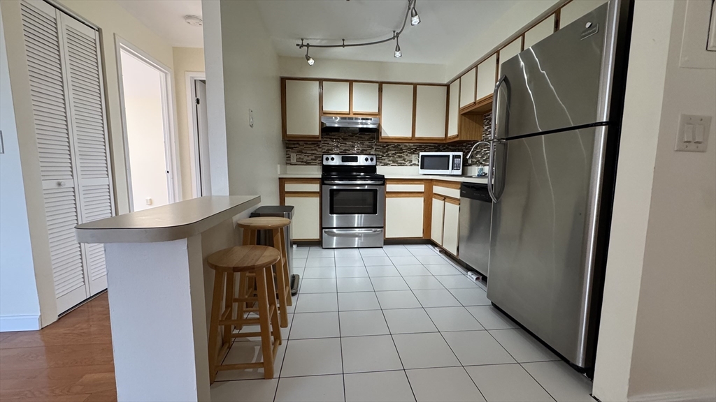 376 Ocean Ave # 910