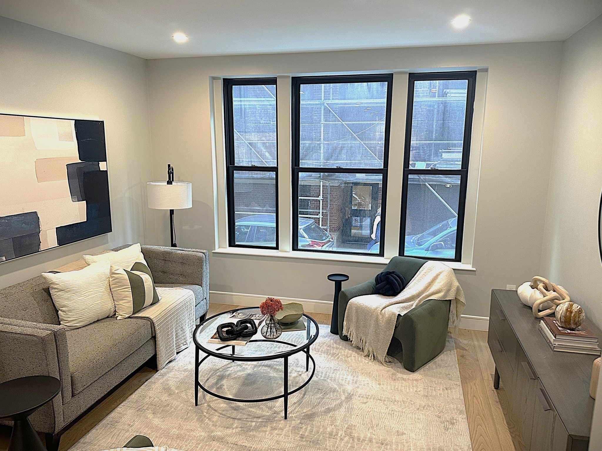 14 No. Bennet Street # 101