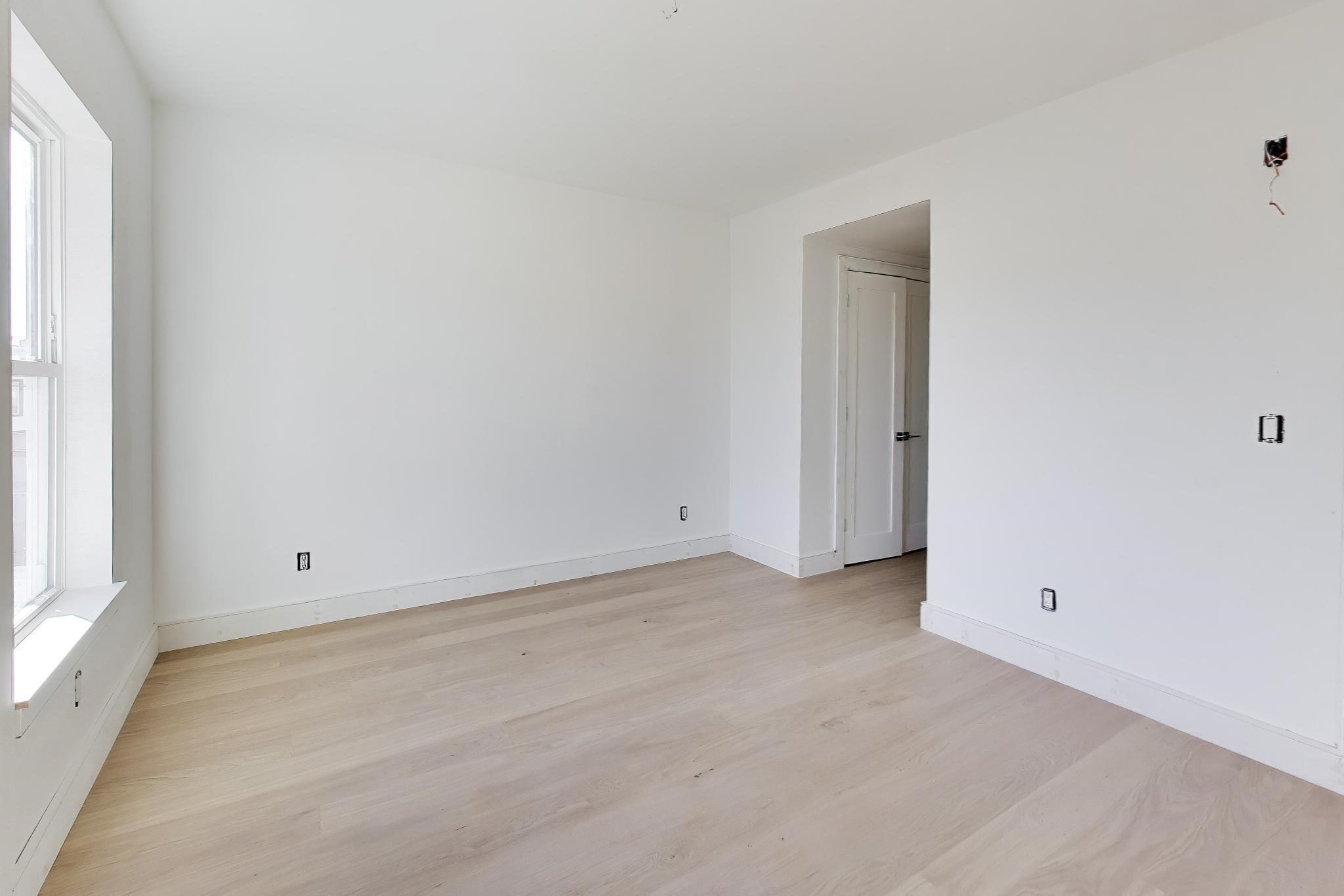 261 Princeton St # 201