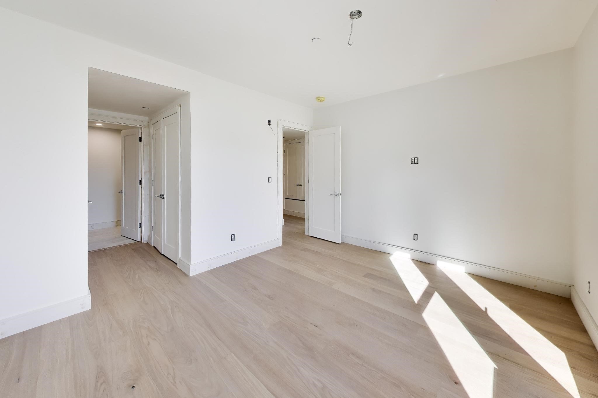 261 Princeton St # 201