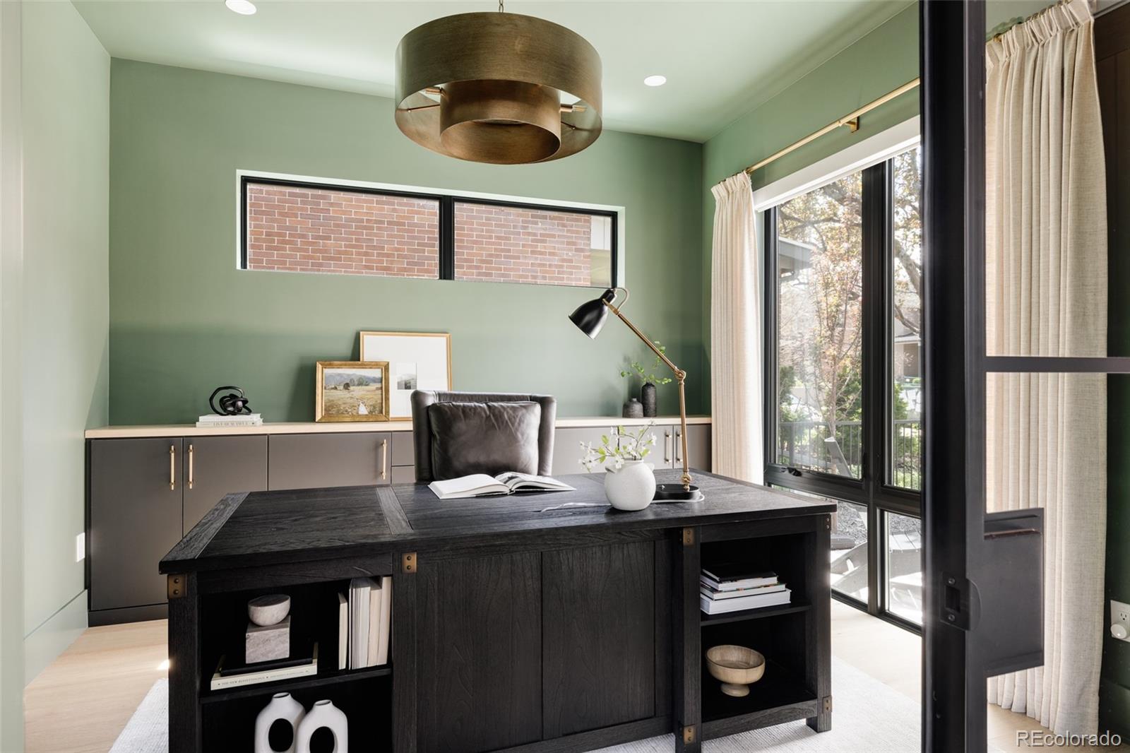 732 S Gaylord Street